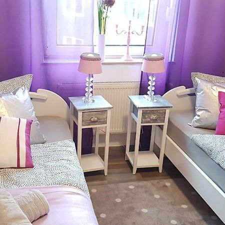 Elena Flat Lavendel Duisburg Zentrum Luaran gambar