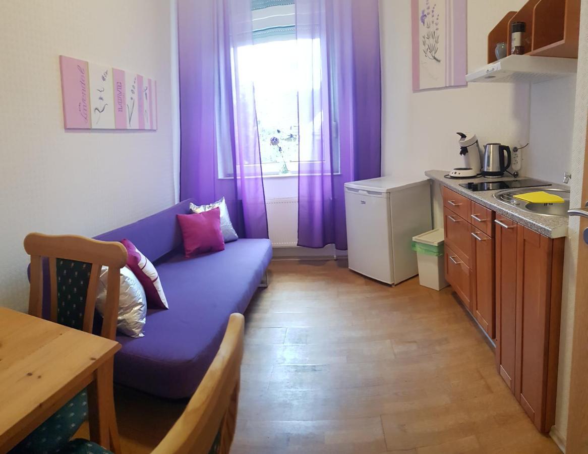 Elena Flat Lavendel Duisburg Zentrum Luaran gambar