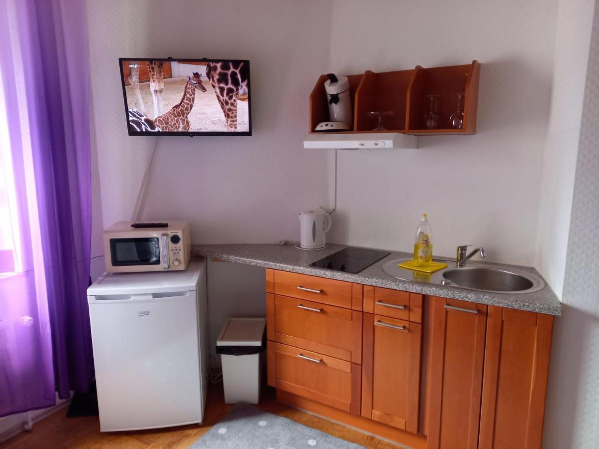 Elena Flat Lavendel Duisburg Zentrum Luaran gambar